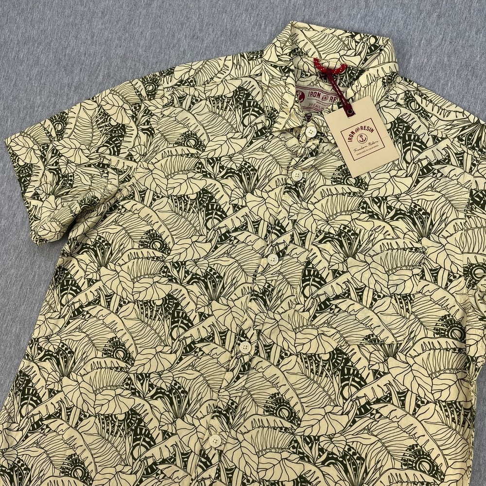Iron & Resin Jungle Shirt Mens M Sand Tan Floral Leaf Pattern Cotton NEW